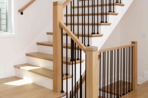 How to Pick the Best Wood Moulding for Stairs